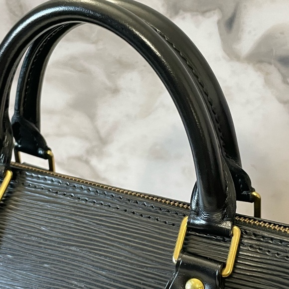 Louis Vuitton speedy 30 black epi - Picture 14 of 16